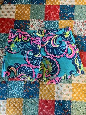 Lilly Pulitzer Turquoise Navy Pink Scallop-Hem Shorts